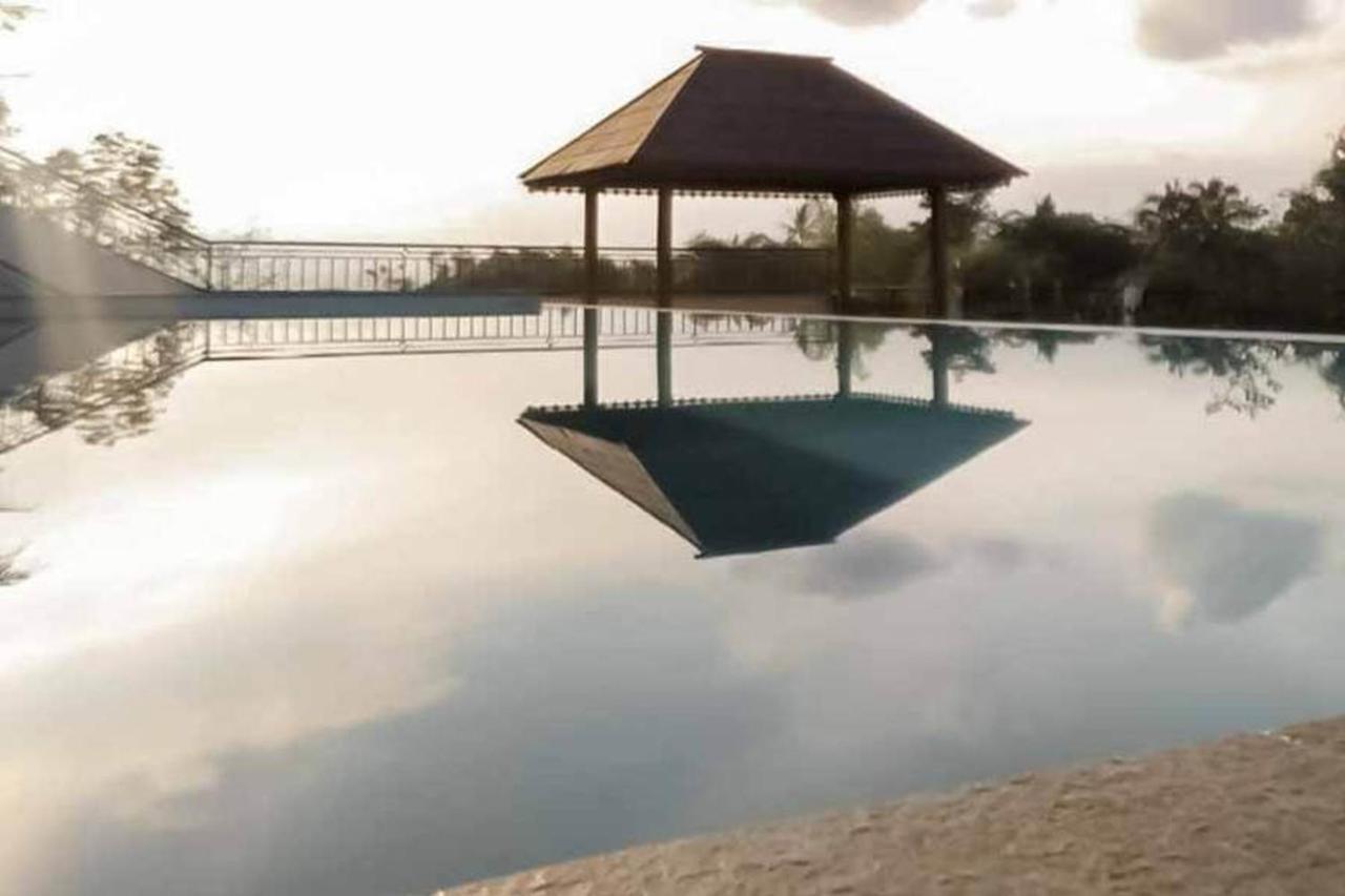Malang Hill Syariah Redpartner Hotel Luaran gambar