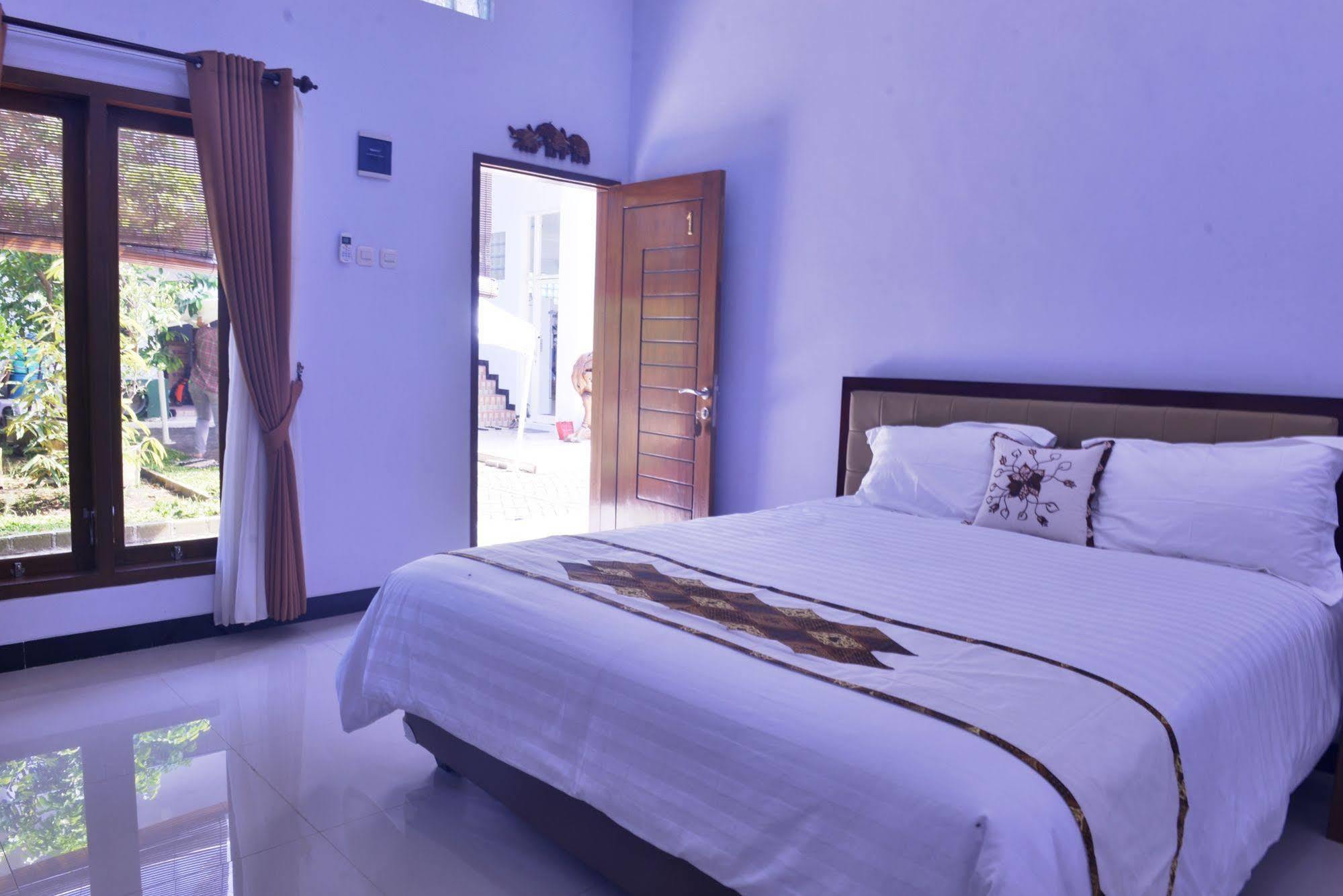 Malang Hill Syariah Redpartner Hotel Luaran gambar